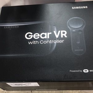 Samsung Gear VR with controller